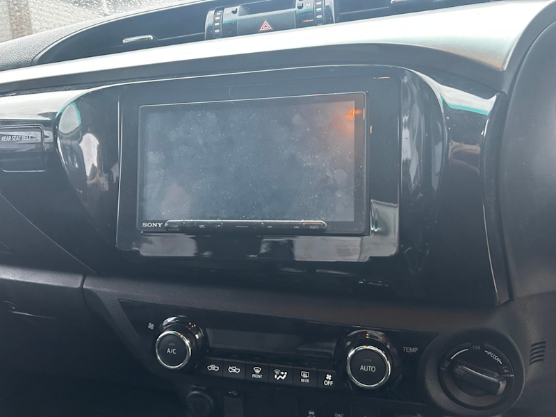 2018 Toyota Hilux SR5 Dual Cab