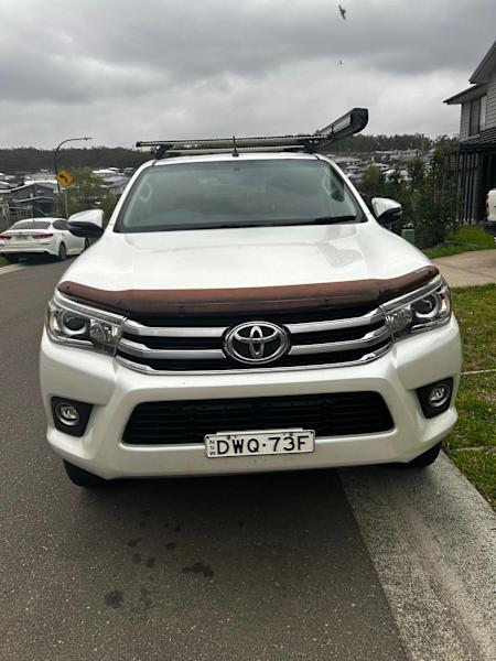 2018 Toyota Hilux SR5 Dual Cab