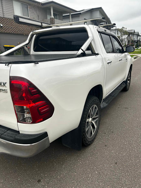 2018 Toyota Hilux SR5 Dual Cab
